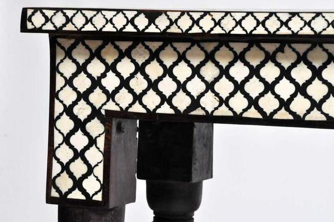 Handmade Mughal pattern Bone Inlay Console Table Closeup